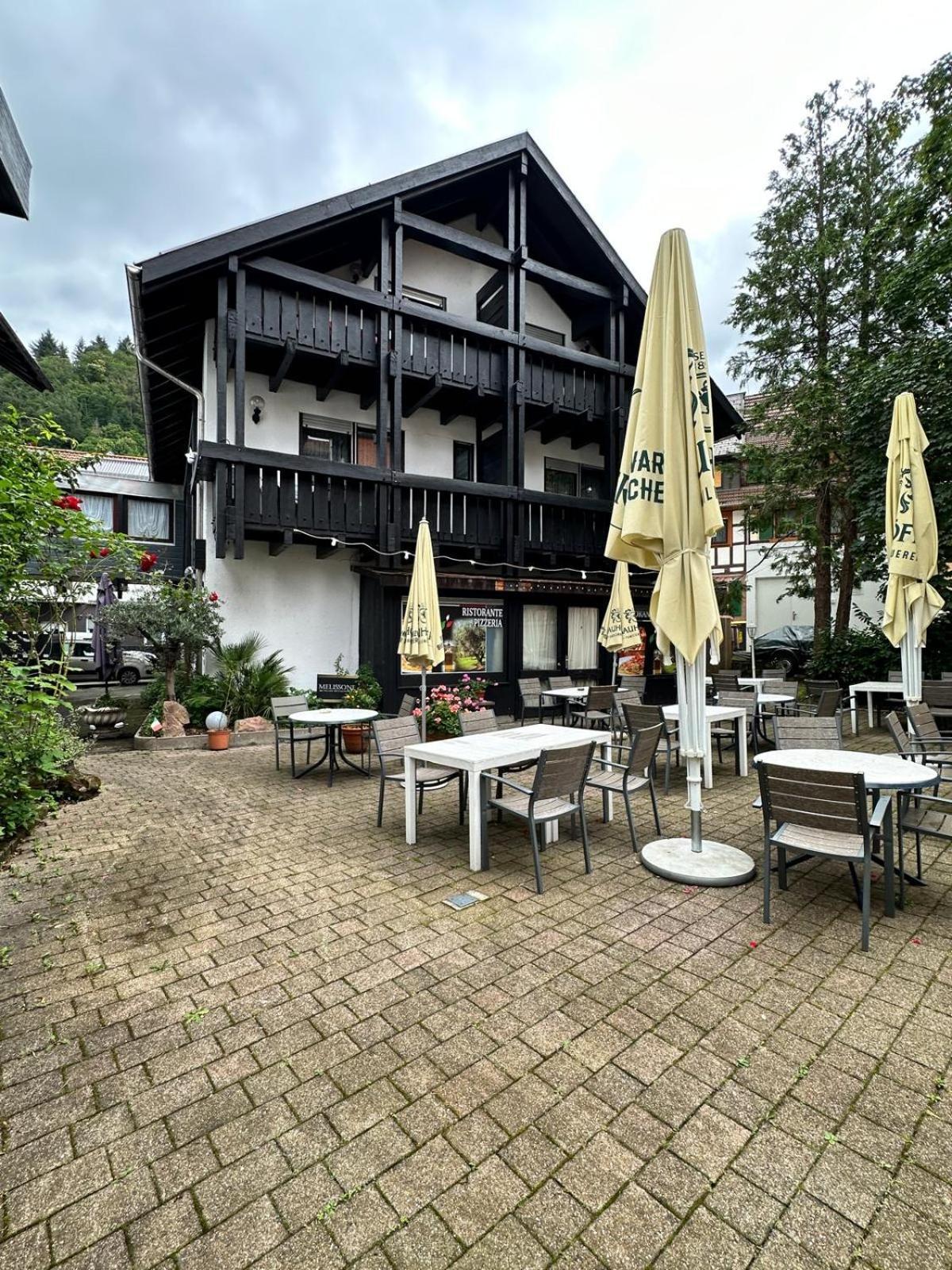 Hotel Gruener Baum - Hotel Im Murgtal, Schwarzwald Weisenbach Exterior photo